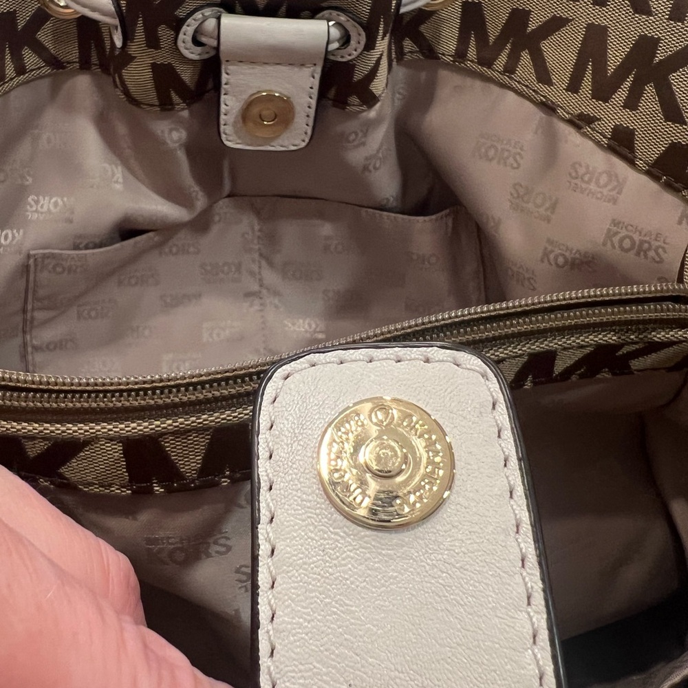 MICHAEL KORS Ludlow Shoulder Bag Signature Jacquard and Leather new with tags - Picture 14 of 16